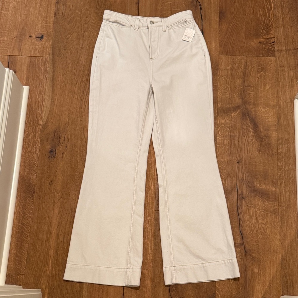 Free People We The Free Cerine High Rise Bootcut Jeans – Ecru – Size 29 (NWT)